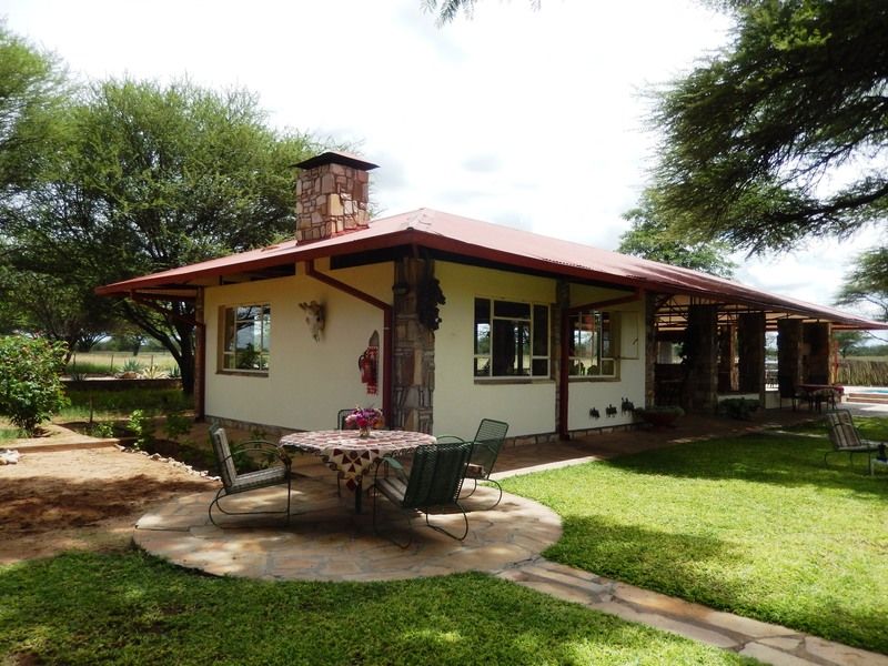 Dornhuegel Guestfarm Hotel Grootfontein Bagian luar foto